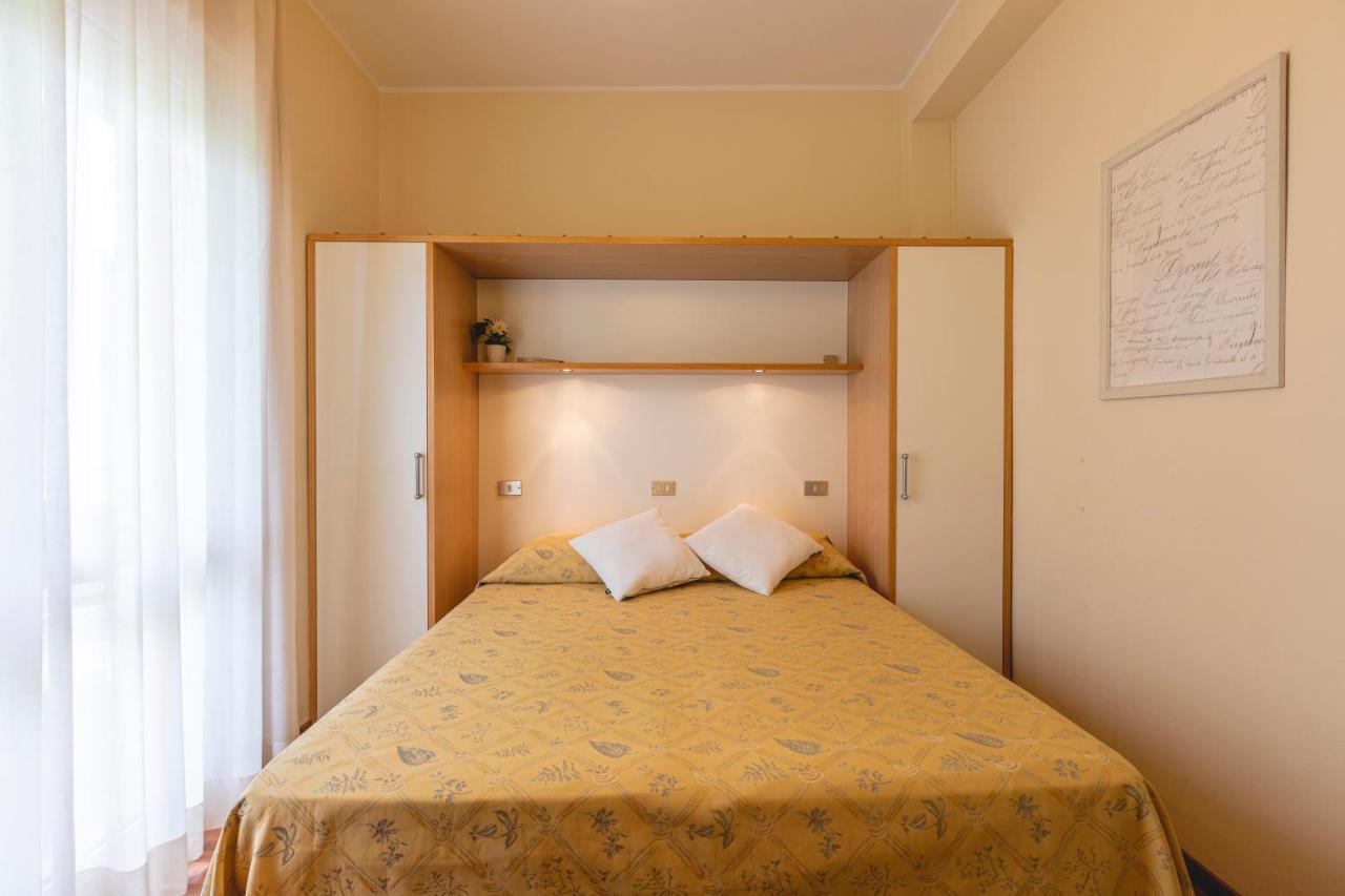 Hotel Loretta & Dependance Cervia Exterior photo